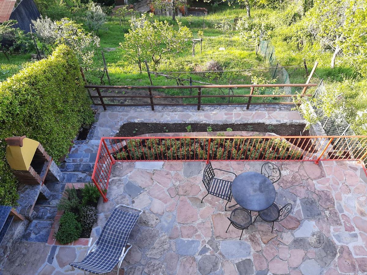 Deliziosa Casetta Sull'Appennino Toscano Montefegatesi Esterno foto
