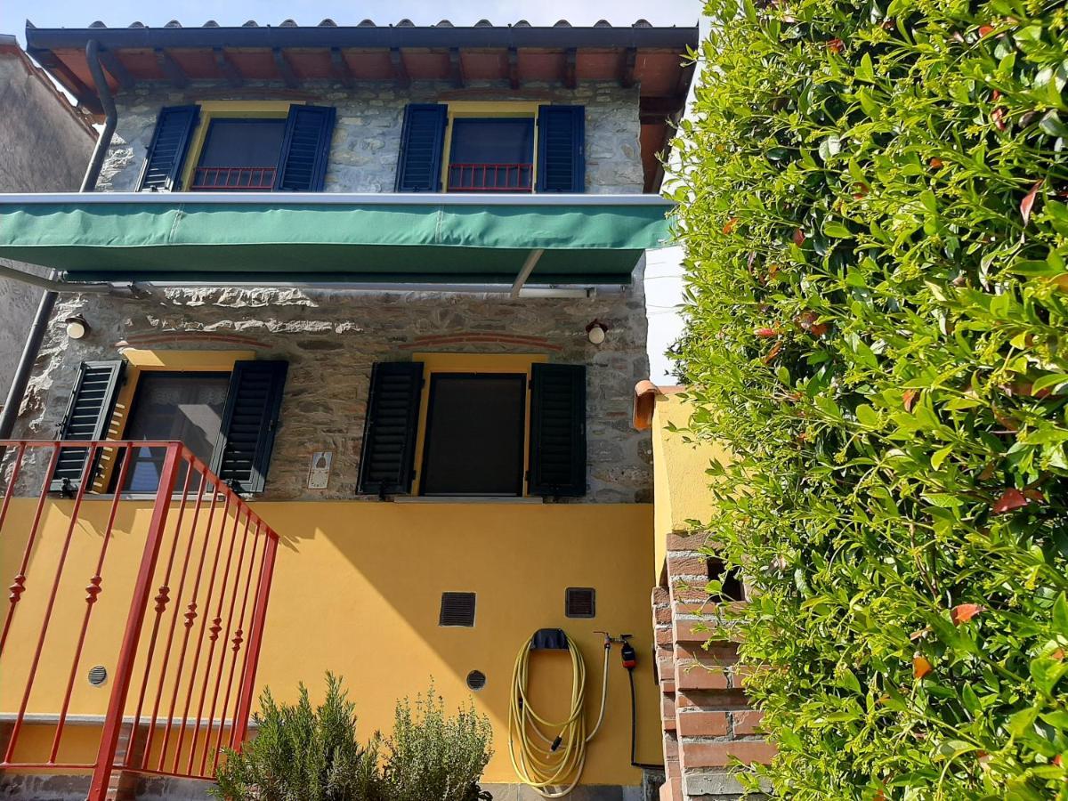 Deliziosa Casetta Sull'Appennino Toscano Montefegatesi Esterno foto