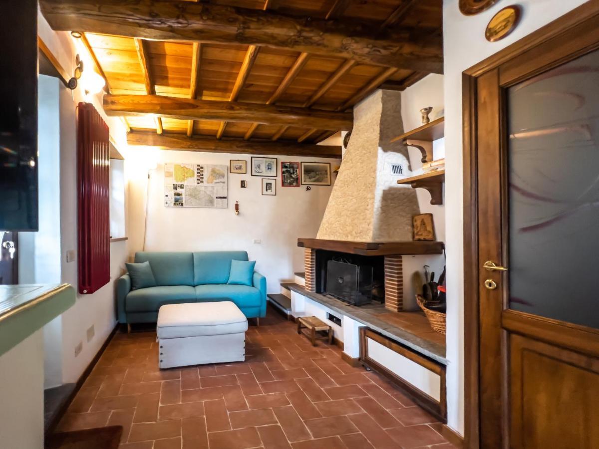 Deliziosa Casetta Sull'Appennino Toscano Montefegatesi Esterno foto