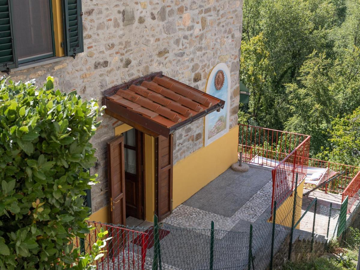 Deliziosa Casetta Sull'Appennino Toscano Montefegatesi Esterno foto