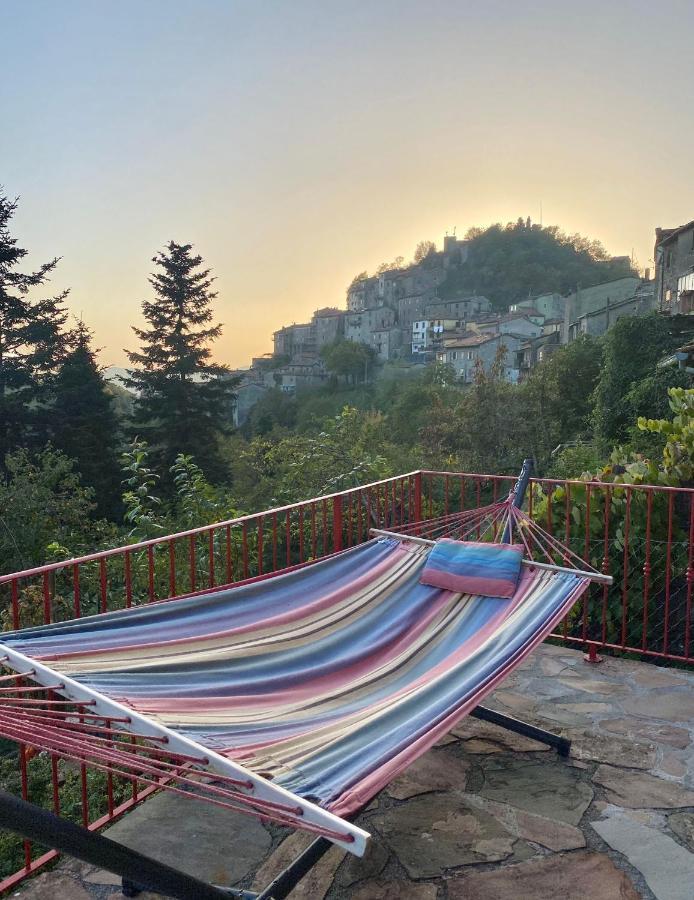 Deliziosa Casetta Sull'Appennino Toscano Montefegatesi Esterno foto
