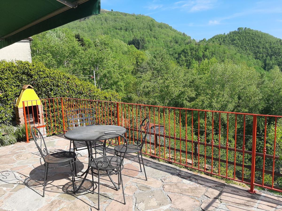 Deliziosa Casetta Sull'Appennino Toscano Montefegatesi Esterno foto
