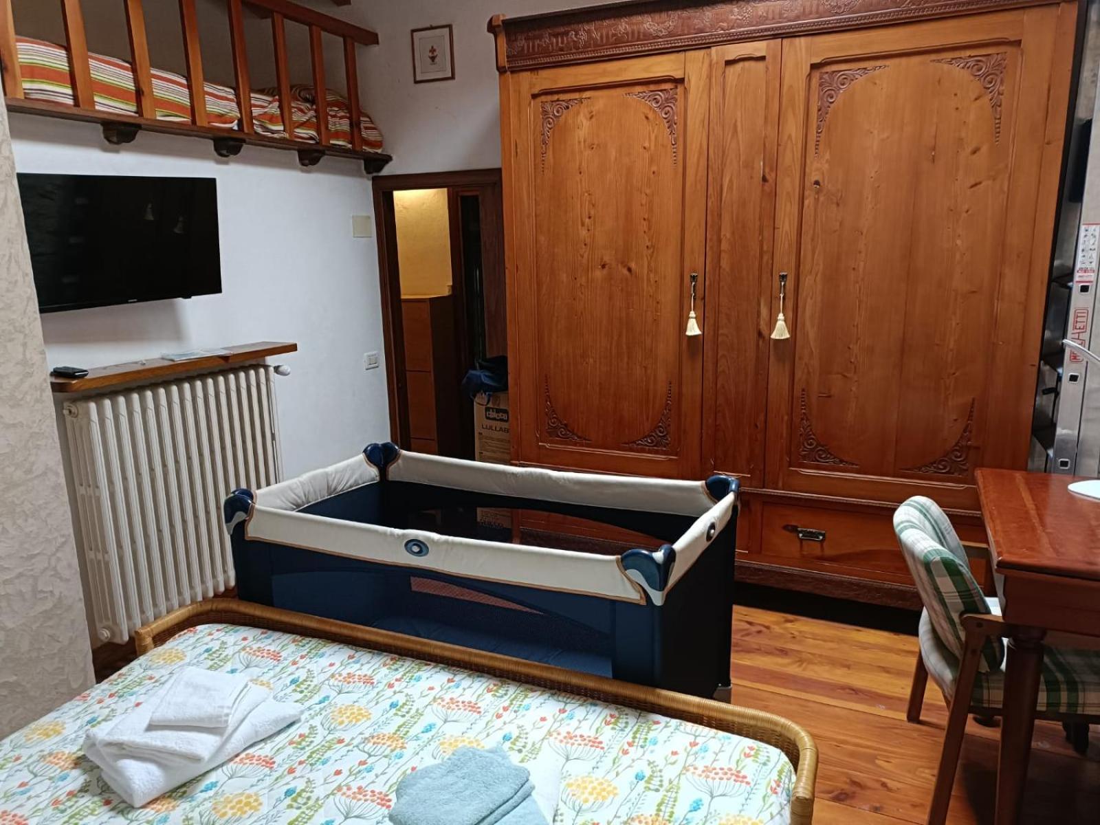 Deliziosa Casetta Sull'Appennino Toscano Montefegatesi Esterno foto
